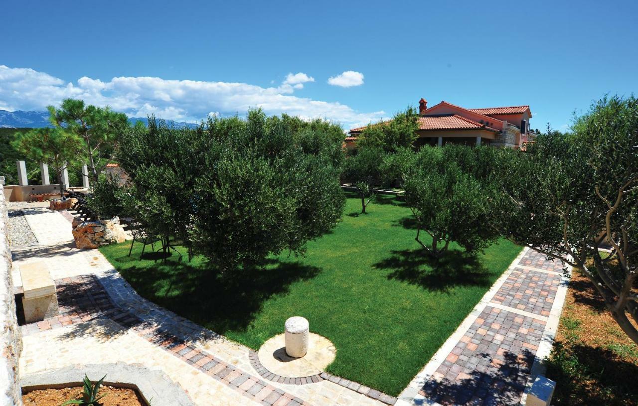 Villa Dabo ノヴァリャ エクステリア 写真